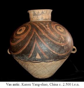 7.2.11.18 Vas chinezesc antic. Kansu Yang-shao, China c. 2.500 î.e.n.