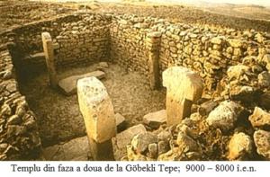 16.4.y.08 Templu din faza a doua de la Göbekli Tepe; 9000 – 8000 î.e.n. - Copy